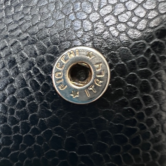 Auth Chanel Vintage CC Logo Black Caviar WOC Wallet / Clutch - PreLoved - Picture 3 of 15